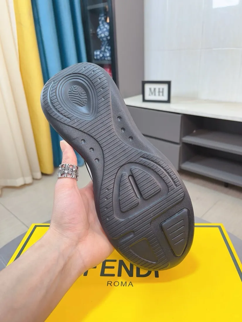 Men's men's shoes💰440🌹🌹[FENDI] Best-selling official website world premiere🔝Men's high-end brand of high-end shoes official website latest series: uppers are made of imported cowhide with specially designed fabrics➕mesh breathable lining. Make walking more convenient and comfortable! Compared with the official quality, Midea’s 1:1 replica. Create a fashionable personality to set off your uniqueness! A must-have for trendy men! Classic style. Men's sizes: 38-44.